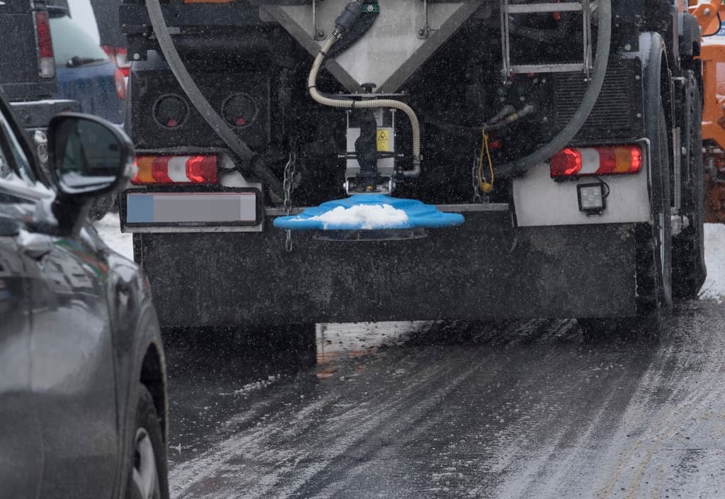 Is the Salinity of Salt Brine Important for Snow & Ice Removal? Ninja